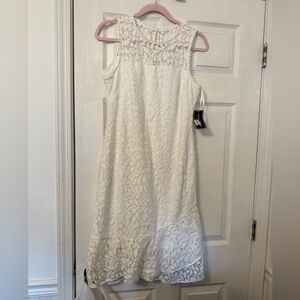 Elegant White Lace Dress 8P